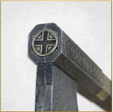 UC2628 – Bearded axe of Gimli